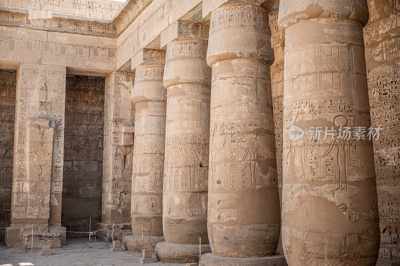 Medinet Habu神庙的柱子